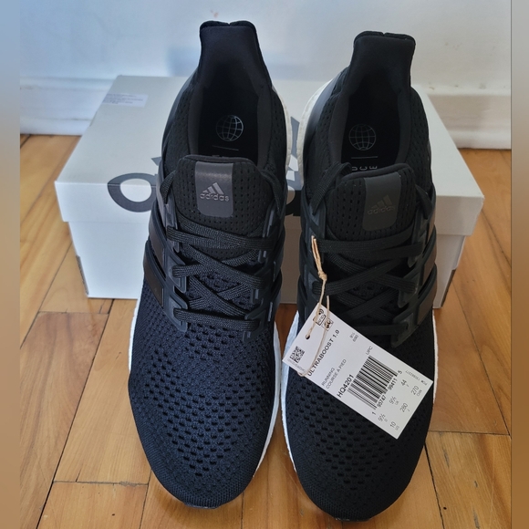 Adidas Ultraboost 1.0 DNA - Picture 2 of 4